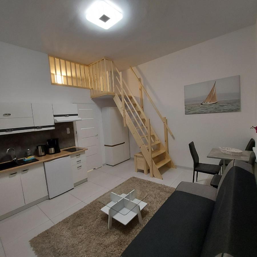 Nowy Apartament Jednopokojowy Z Lazienka 슈비노우이스쳬 외부 사진